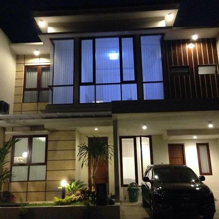 Fams Homestay By Fh Stay Yogyakarta Exterior foto